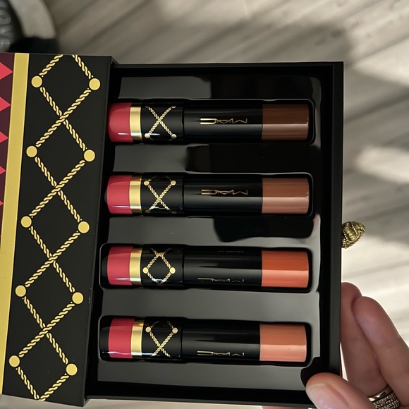 Mac nutcracker sweet nude patentpolish kit new - Picture 2 of 3